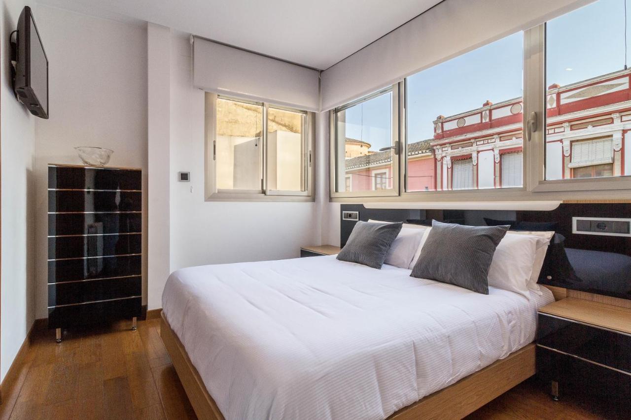 Vlvilla - Villa De Lujo En Valencia Con Piscina Privada Y Sala De Cine Burjassot Buitenkant foto
