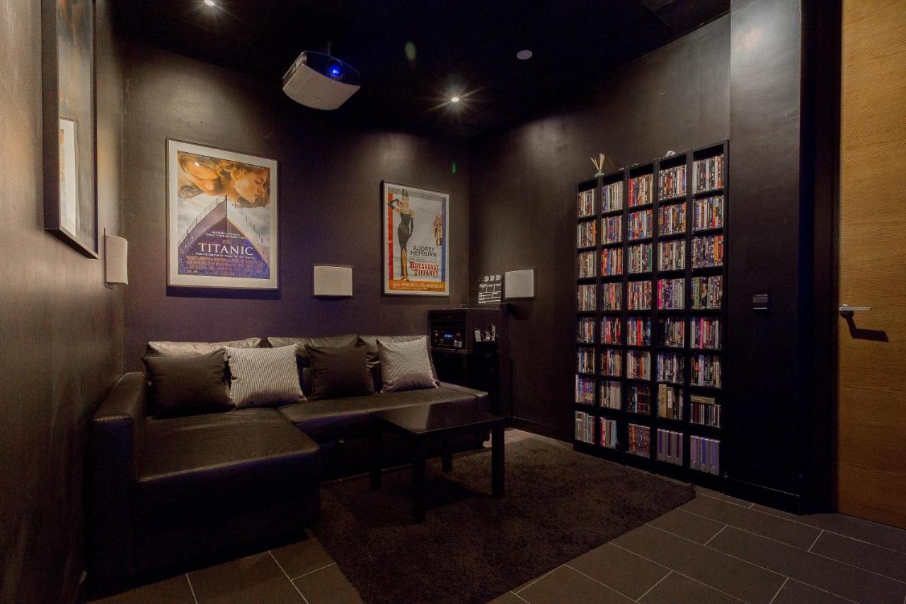 Vlvilla - Villa De Lujo En Valencia Con Piscina Privada Y Sala De Cine Burjassot Buitenkant foto